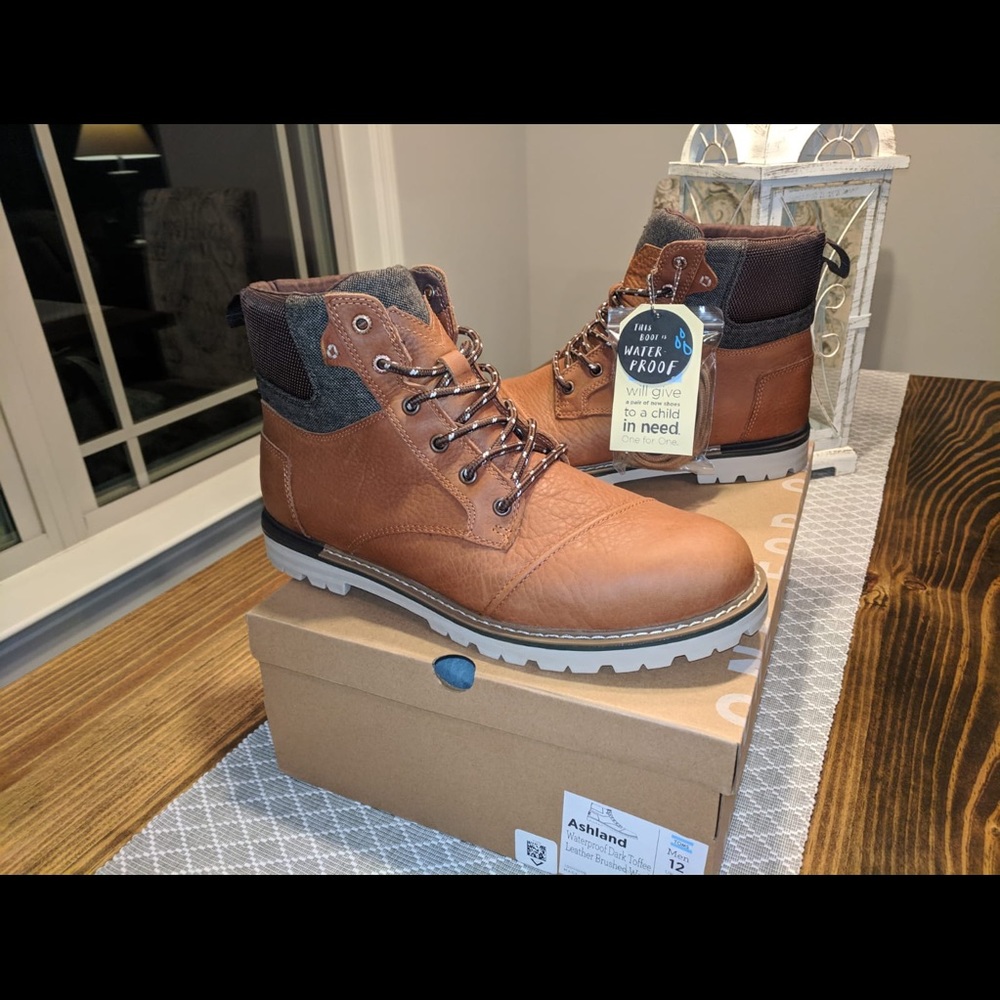 Men’s toms boots